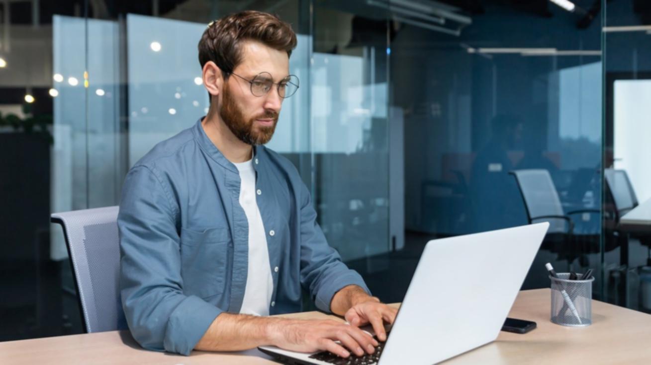 Praktische Datenbankübungen an modernen Workstations